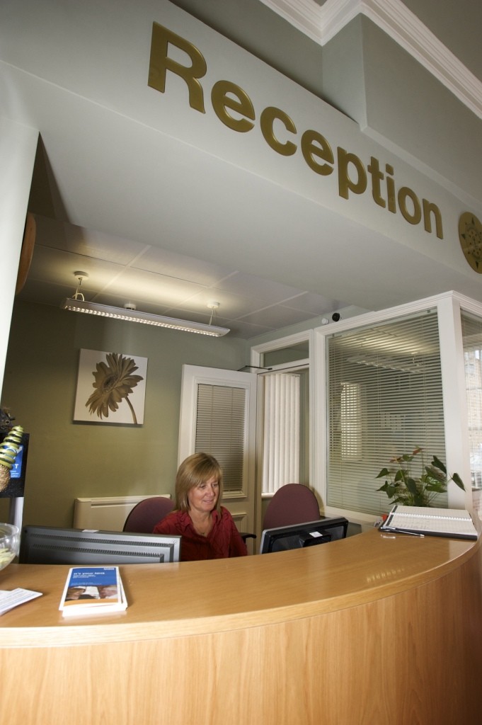 MANSION HOUSE Reception